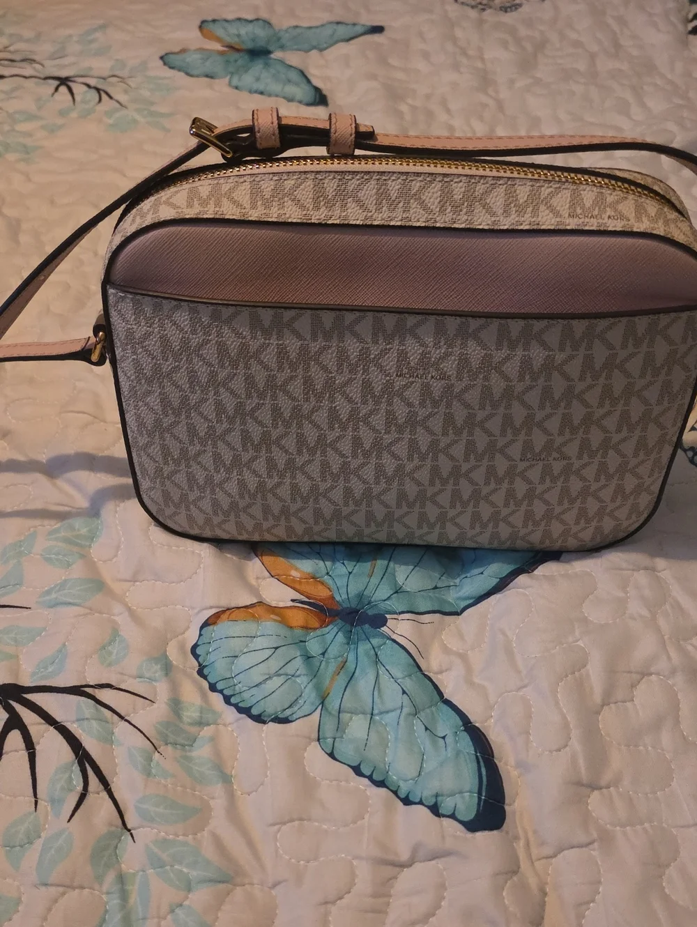 Michael Kors Beige Canvas Crossbody with Pink Trim and Gold Chain
